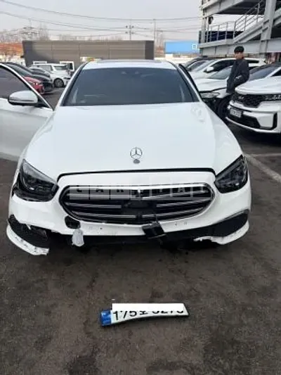 Photo 1 of 25: 2023 Mercedes-Benz E250, VIN W1KZF4FB2PB148726 — Korean insurance auction