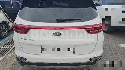 Photo 1 of 11: 2018 Kia Sportage — Korean insurance auction