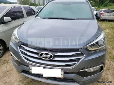 Photo 1 of 7: 2018 Hyundai Santa Fe, VIN KMHSW81UBJU776511 — Korean insurance auction