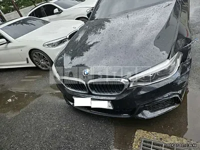 Photo 1 of 28: 2017 BMW 520d xDrive — Korean insurance auction