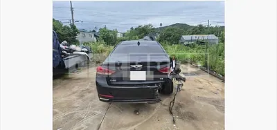 Photo 1 of 27: 2017 Genesis G80 3.3 — Korean insurance auction