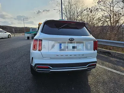 Photo 1 of 10: 2020 Kia Sorento 2.2, VIN KNARH81BGMA066156 — Korean insurance auction