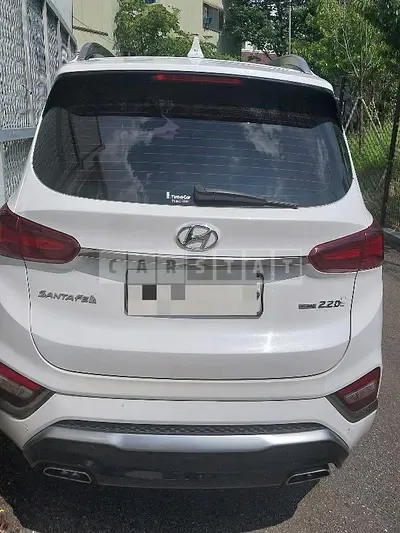Photo 1 of 12: 2018 Hyundai Santa Fe TM — Korean insurance auction