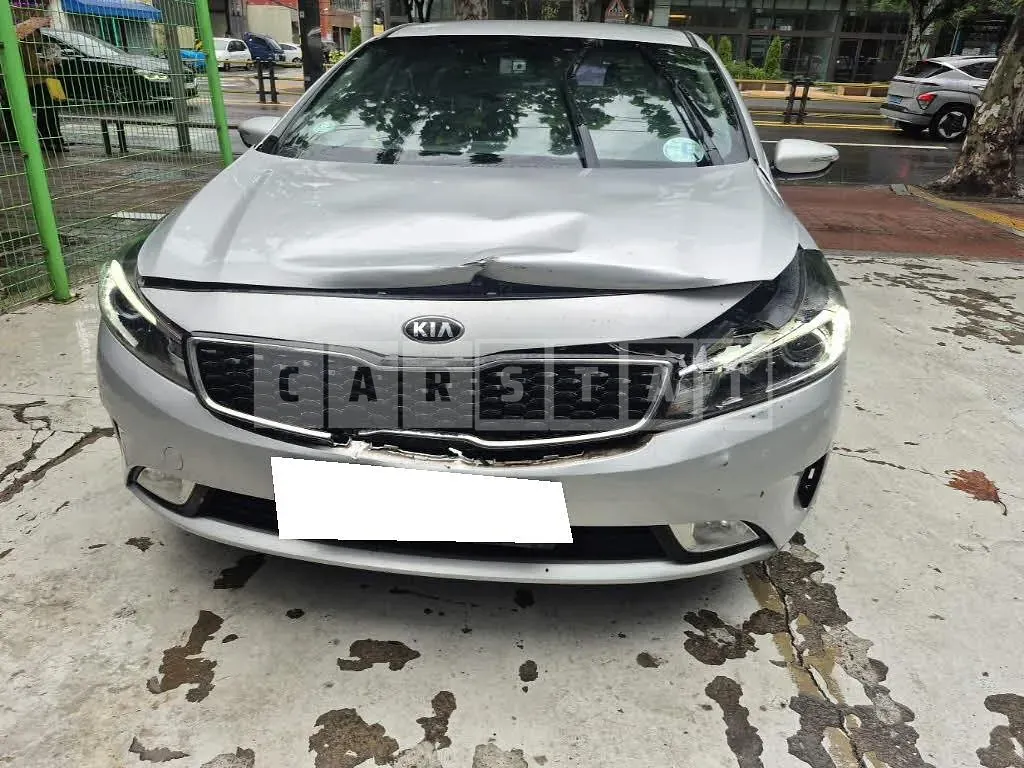 Photo 2 of 18: 2016 Kia K3, VIN KNAFK412BHA682801 — Korean insurance auction