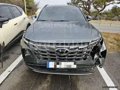 Photo 1 of 20: 2020 Hyundai Tucson 4WD — Korean insurance auction