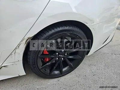 Photo 1 of 3: 2022 Kia (part) Stinger Wheel — Korean insurance auction