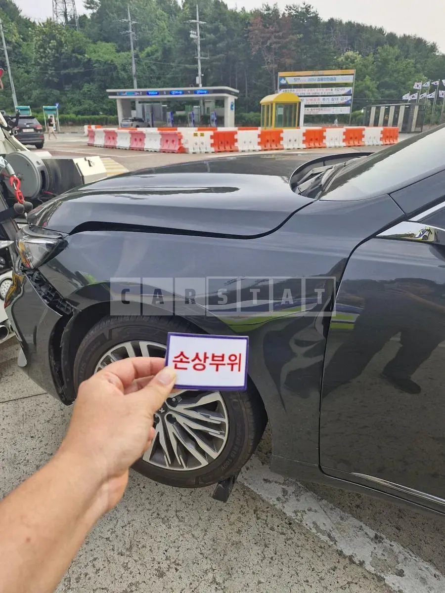 Photo 2 of 7: 2020 Kia K7 — Korean insurance auction