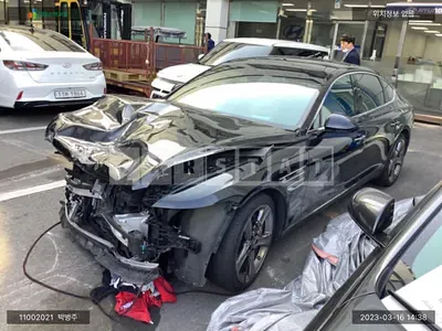 Photo 1 of 13: 2021 Genesis G80, VIN KMTGB41CBNU100460 — Korean insurance auction