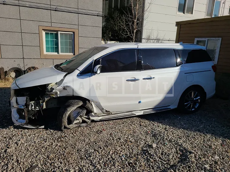 Photo 2 of 25: 2019 Kia Carnival, VIN KNAMC81ABKS481180 — Korean insurance auction