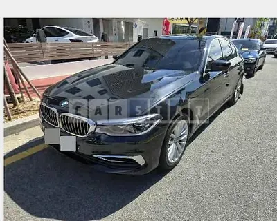 Photo 1 of 30: 2020 BMW 520d Luxury — Korean insurance auction