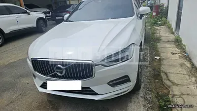 Photo 1 of 8: 2019 Volvo XC60 D5 AWD — Korean insurance auction