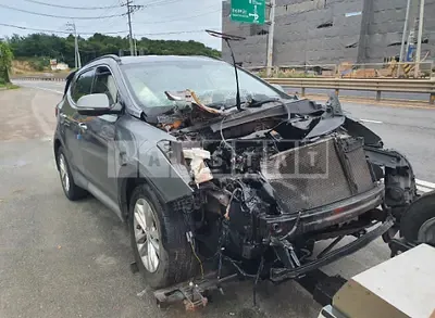 Photo 1 of 6: 2016 Hyundai Santa Fe, VIN KMHSW81XBGU678010 — Korean insurance auction
