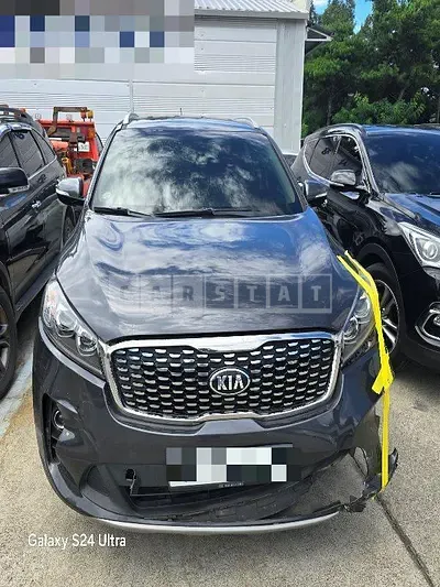 Photo 1 of 13: 2017 Kia Sorento 2.2 (4WD) — Korean insurance auction