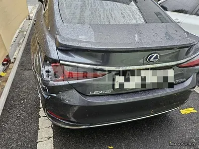 Photo 1 of 23: 2021 Lexus ES300h — Korean insurance auction