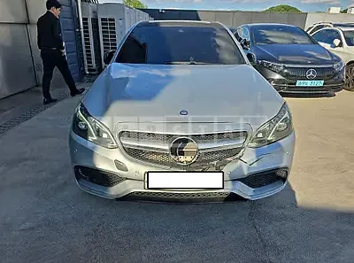 Photo 1 of 28: 2016 Mercedes-Benz E220 BlueTec — Korean insurance auction