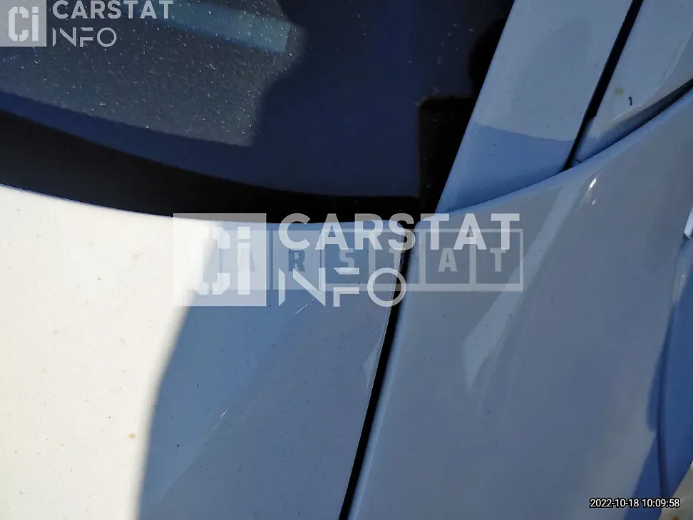 Photo 2 of 12: 2018 BMW 530i xDrive, VIN WBAJD9105JWC11320 — Korean insurance auction