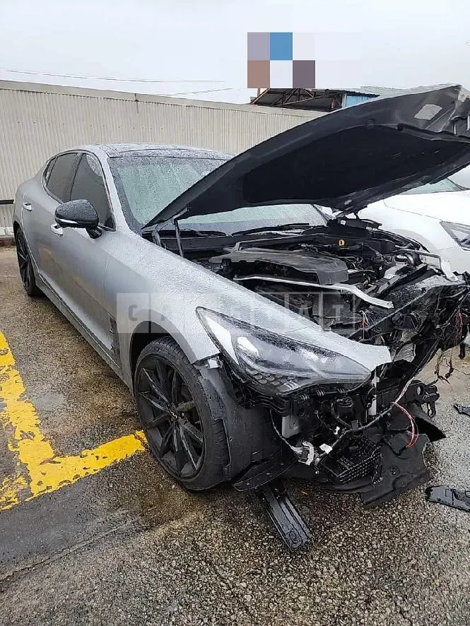 Photo 2 of 10: 2023 Kia Stinger 3.3 Turbo, VIN KNAE551CDPS134833 — Korean insurance auction
