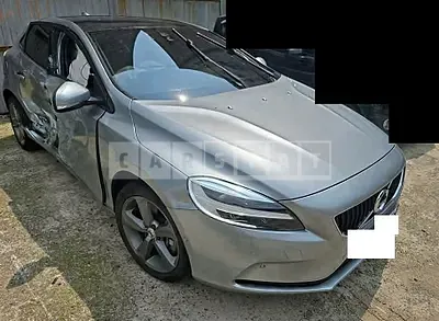 Photo 1 of 9: 2018 Volvo V40 D3 — Korean insurance auction