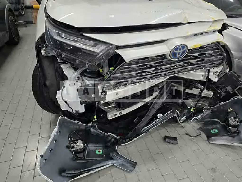 Photo 2 of 16: 2024 Toyota RAV4 Hybrid AWD — Korean insurance auction