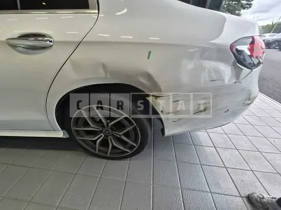 Photo 2 of 11: 2021 Mercedes-Benz E220d 4Matic — Korean insurance auction