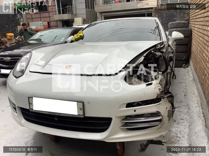 Photo 2 of 18: 2016 Porsche Panamera 4, VIN WP0AA2972GL004685 — Korean insurance auction
