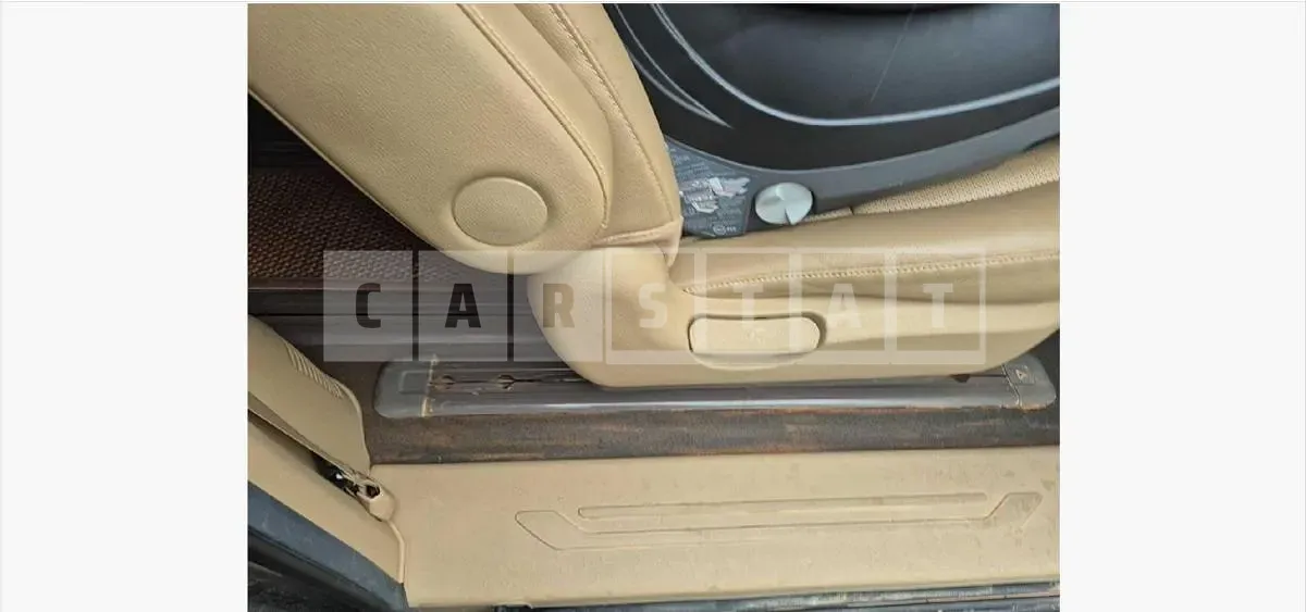 Photo 2 of 28: 2019 Kia Carnivals — Korean insurance auction