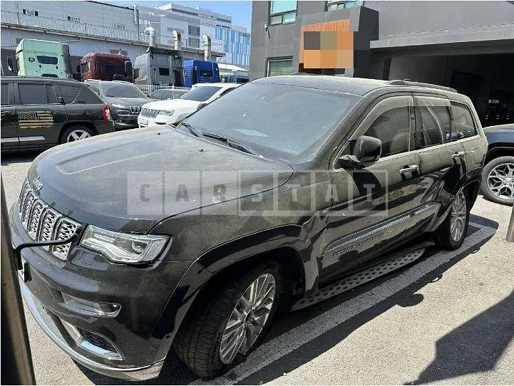 Photo 2 of 10: 2018 Jeep Zipgrand Cherokee — Korean insurance auction