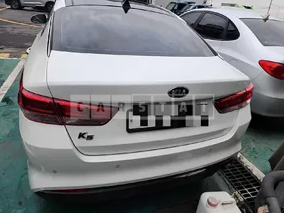 Photo 1 of 11: 2016 Kia K5 2.0 — Korean insurance auction