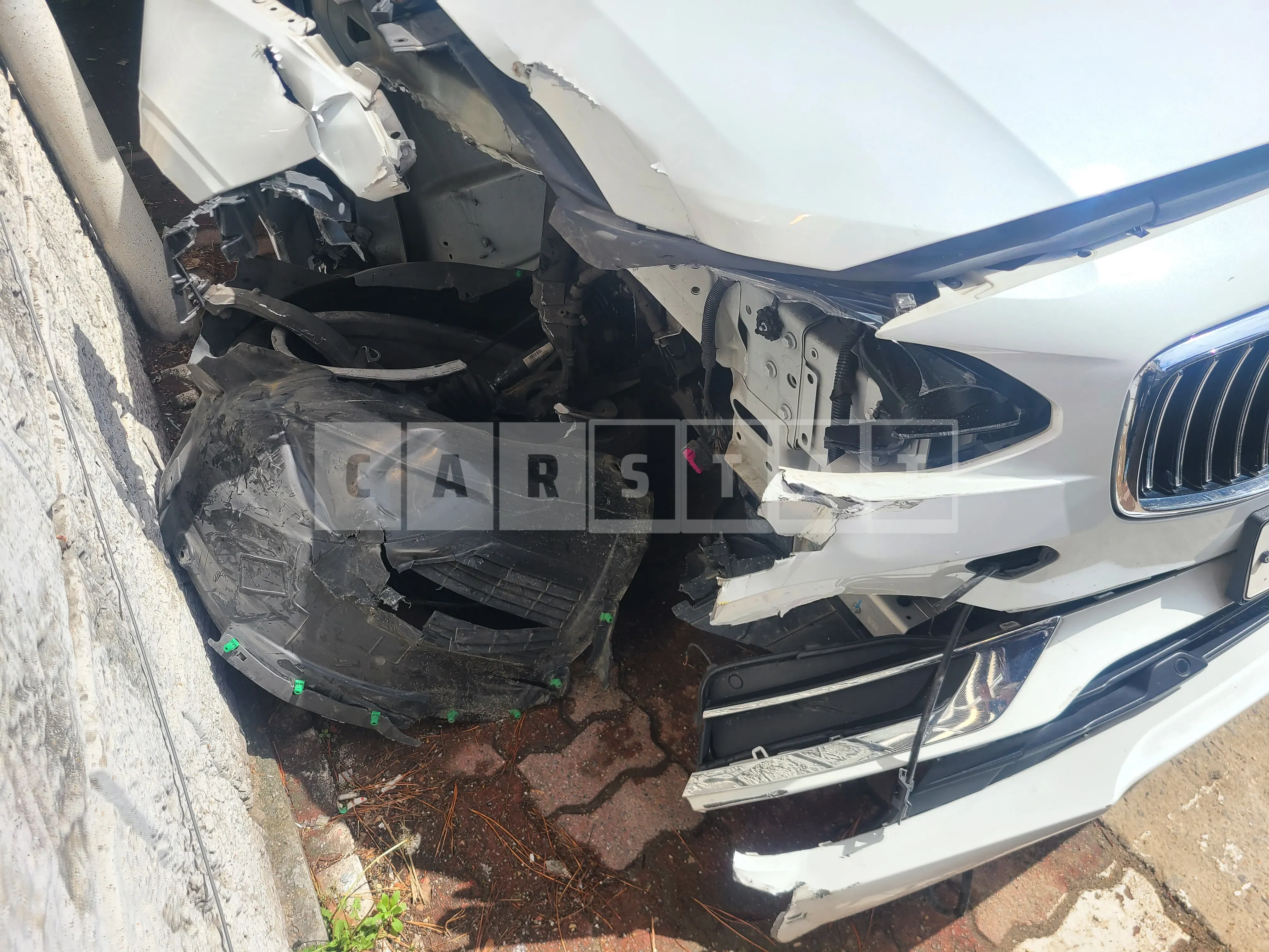 Photo 2 of 12: 2020 Volvo S90 T5, VIN LVYPS102DLP081231 — Korean insurance auction