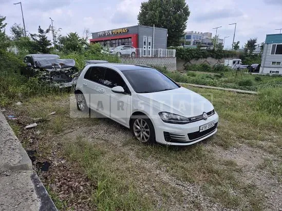 Photo 2 of 21: 2016 Volkswagen Golf 2.0 TDI BMT — Korean insurance auction