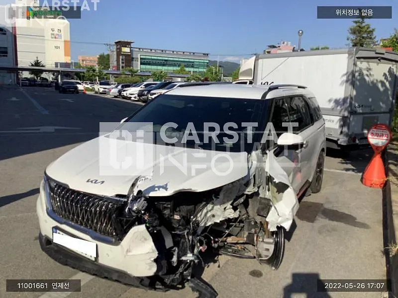 Photo 2 of 46: 2021 Kia Carnival, VIN KNANE81BBMS128446 — Korean insurance auction