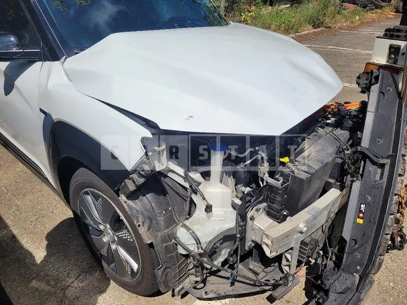 Photo 2 of 23: 2019 Hyundai Kona Electric, VIN KMHK381GFKU006156 — Korean insurance auction