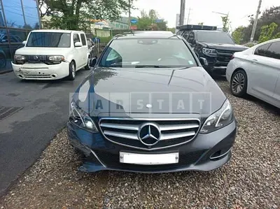 Photo 1 of 25: 2015 Mercedes-Benz E250 BlueTec 4Matic — Korean insurance auction