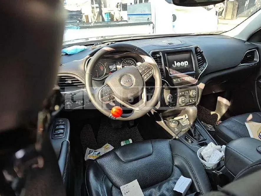 Photo 2 of 12: 2018 Jeep Zip Cherokee 2.4 — Korean insurance auction