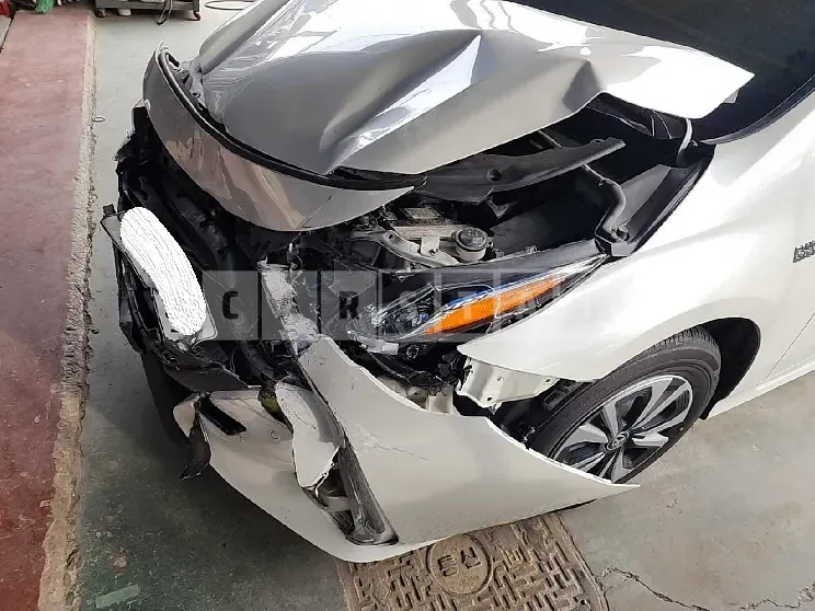 Photo 2 of 16: 2018 Toyota Prius, VIN JTDKARFP0J3093732 — Korean insurance auction