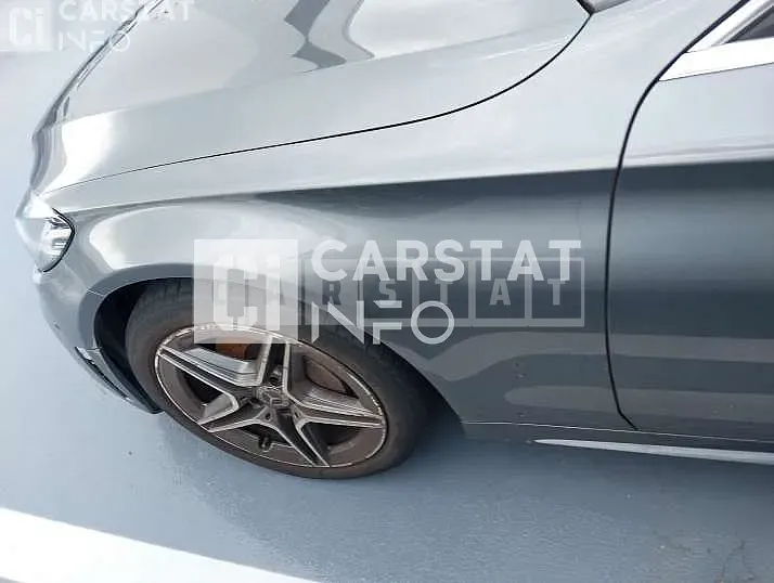Photo 2 of 25: 2019 Mercedes-Benz Cubbenz C220 d 4Matic — Korean insurance auction