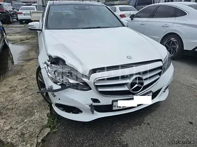 Photo 1 of 27: 2016 Mercedes-Benz E 300 4Matic — Korean insurance auction