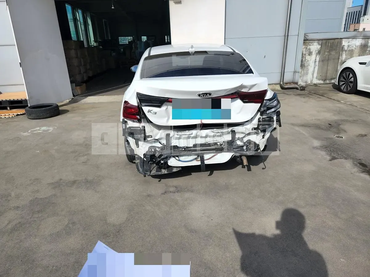 Photo 2 of 7: 2019 Kia K3, VIN KNAF241BEKA860468 — Korean insurance auction