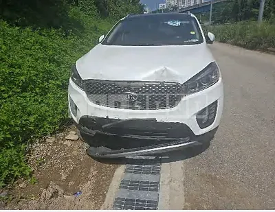 Photo 1 of 9: 2016 Kia Sorento — Korean insurance auction
