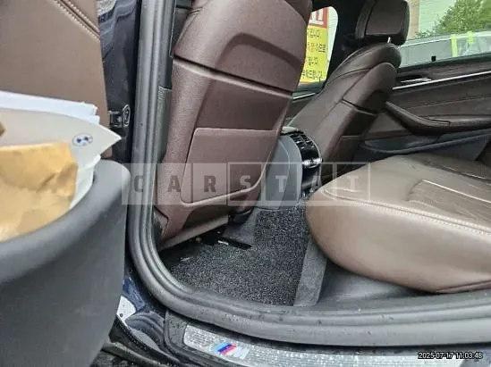 Photo 2 of 20: 2019 BMW 520d xDrive M Sport Package — Korean insurance auction