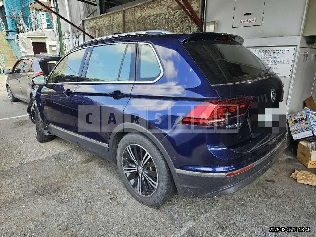Photo 2 of 11: 2020 Volkswagen Tiguan 2.0 TDI — Korean insurance auction