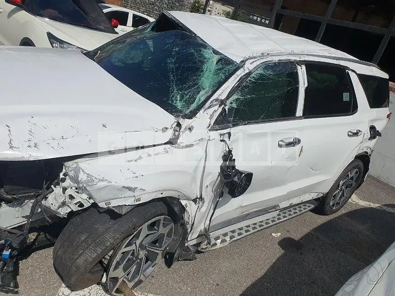 Photo 2 of 23: 2022 Hyundai Palisade, VIN KMHR581EDNU460118 — Korean insurance auction