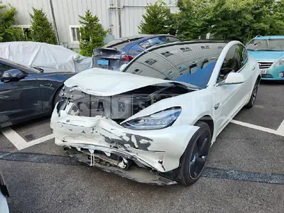Photo 1 of 8: 2020 Tesla Model 3 Long Range, VIN 5YJ3E1EB3LF809738 — Korean insurance auction