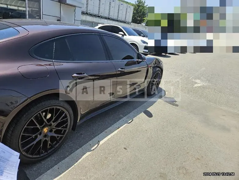Photo 2 of 60: 2020 Porsche Panamera 4 — Korean insurance auction