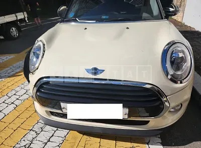 Photo 1 of 29: 2015 MINI Cooper D Five-Door — Korean insurance auction