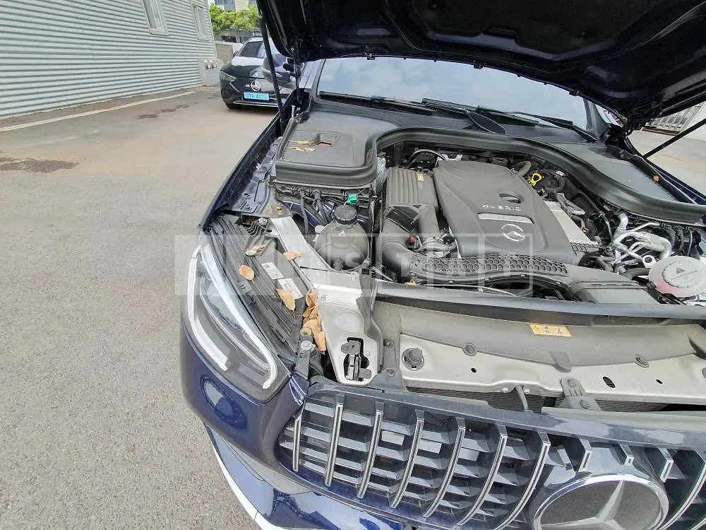 Photo 2 of 29: 2021 Mercedes-Benz GLC300e 4Matic Coupe, VIN W1N0J5DB0MF982758 — Korean insurance auction