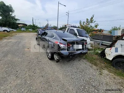 Photo 1 of 22: 2018 Genesis G80 3.3 — Korean insurance auction