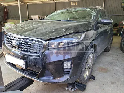 Photo 1 of 22: 2017 Kia Sorento, VIN KNAPS81BBJA400983 — Korean insurance auction