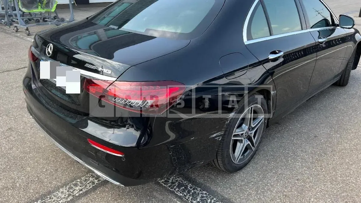 Photo 2 of 7: 2022 Mercedes-Benz (parts) E250 Wheel, Door — Korean insurance auction