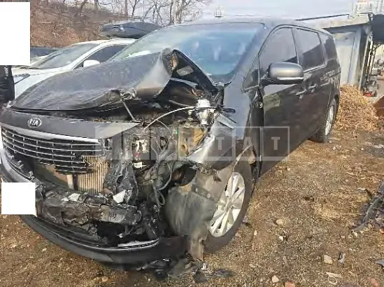 Photo 2 of 19: 2018 Kia Carnival — Korean insurance auction